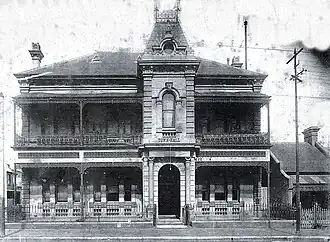 Waterloo Town Hall on Elizabeth Street, c. 1916.